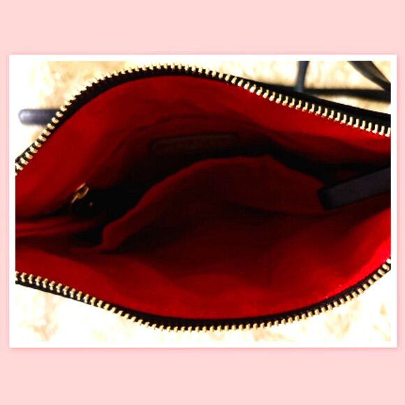 Tommy Hilfiger Star Studded Crossbody - Picture 3 of 5